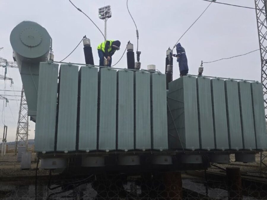 وزارة الطاقة تعيد ربط سد تشرين مع محطة البابيري في ريف حلب