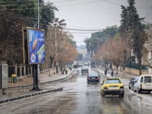 أمطار غزيرة في معظم المناطق وانخفاض ملموس على درجات الحرارة