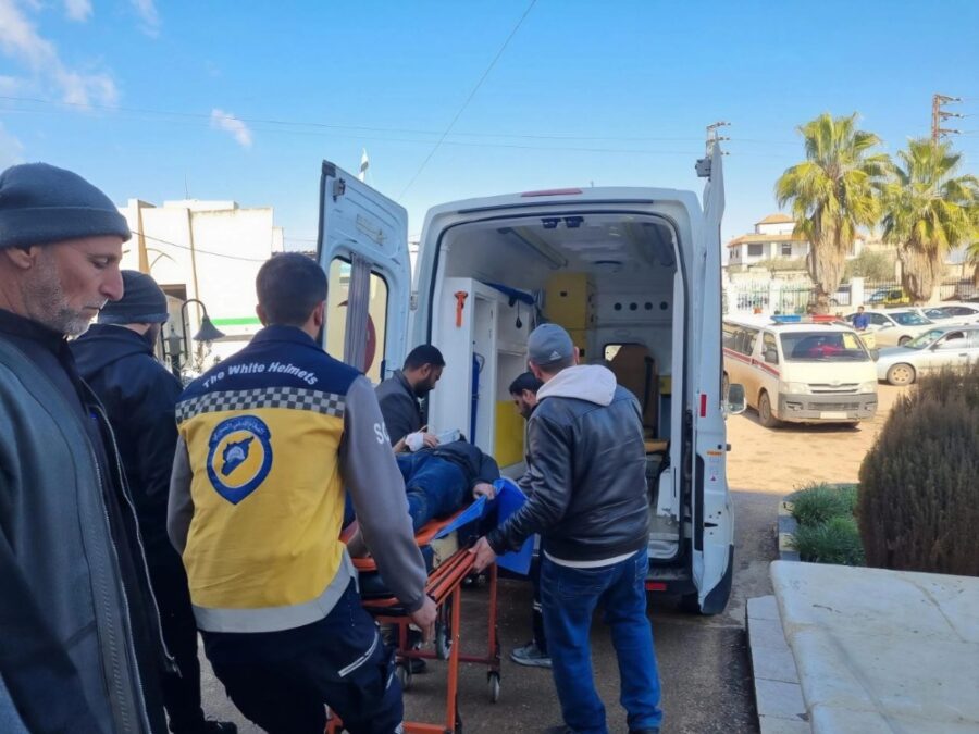 إصابة أربعة أشخاص إثر حادث سير على طريق درعا – دمشق الدولي