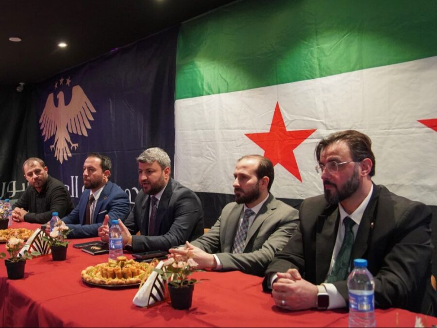 وفد من الخارجية يبحث مع الجالية السورية في بروكسل تحسين الخدمات القنصلية