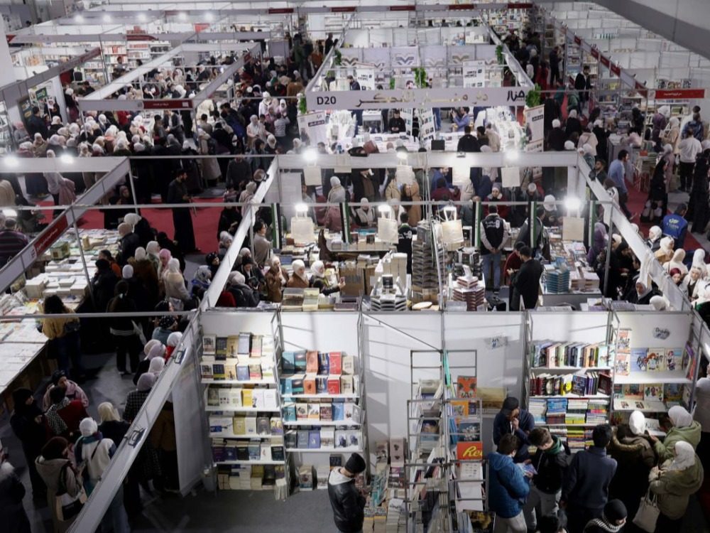 بتوجيه من الرئيس الشرع.. وزارة الثقافة تعفي الناشرين من رسوم معرض دمشق للكتاب
