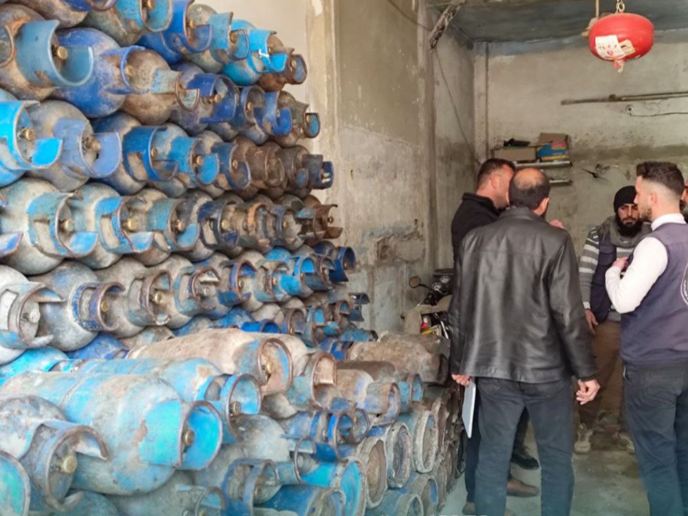 فرع محروقات حماة ينظم ضبوطاً بحق عدد من مراكز توزيع الغاز