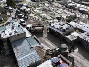 الدفاع المدني: تضرر نحو 2000 عائلة جراء السيول في إدلب واللاذقية وحماة