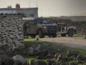 جيش الاحتلال الإسرائيلي يواصل اعتداءاته ويتوغل بريف القنيطرة الجنوبي