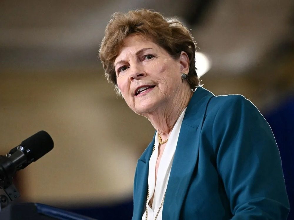 سيناتور أمريكي: سوريا الحديثة التي تسعى للاستقرار مهمة للمنطقة بأكملها وللمجتمع الدولي