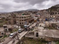 وزارة الطوارئ تطلق مشروعاً لإزالة الأنقاض من جبل الأكراد بريف اللاذقية