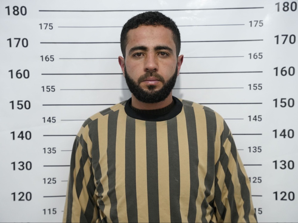 دير الزور.. القبض على شخص من تنظيم داعش متورط باستهداف عنصر بوزارة الدفاع