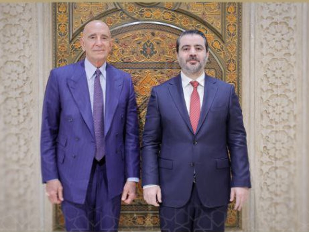 وزير الخارجية والمغتربين يلتقي المبعوث الأمريكي في دمشق لبحث استراتيجية التعاون بين البلدين