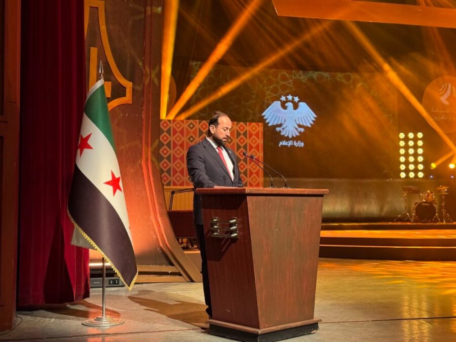 بحلتها الجديدة… إطلاق إذاعة دمشق عبر الأثير في ذكرى تأسيسها الـ79