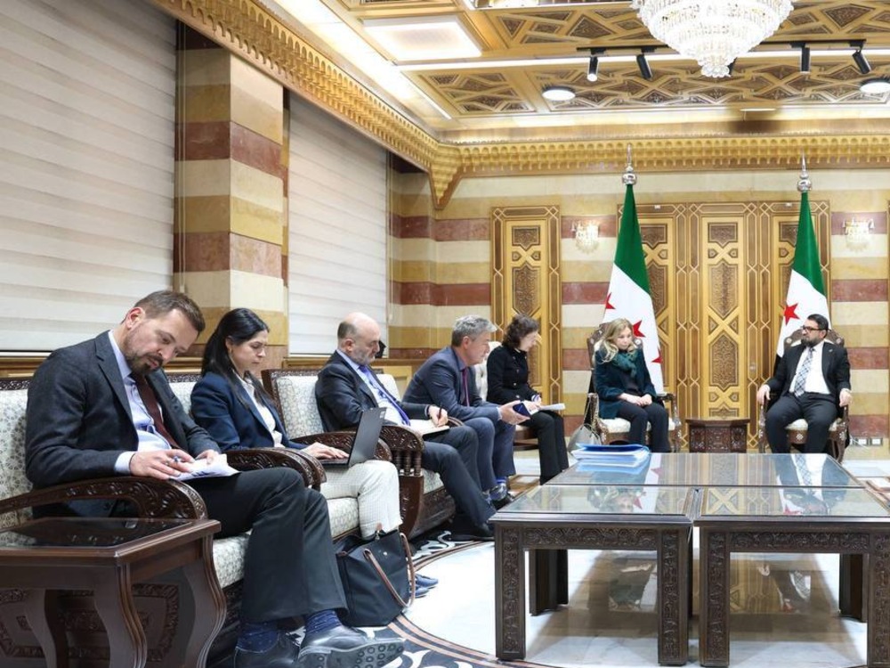 وزير العدل يبحث مع وفد أوروبي سبل التعاون في المجالات القانونية والعدلية