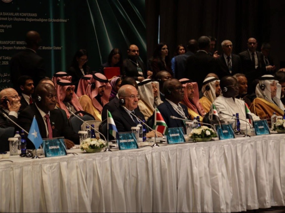 وزير النقل: عام 2026 سيمثل الانطلاق نحو التعافي الشامل لقطاع النقل بسوريا