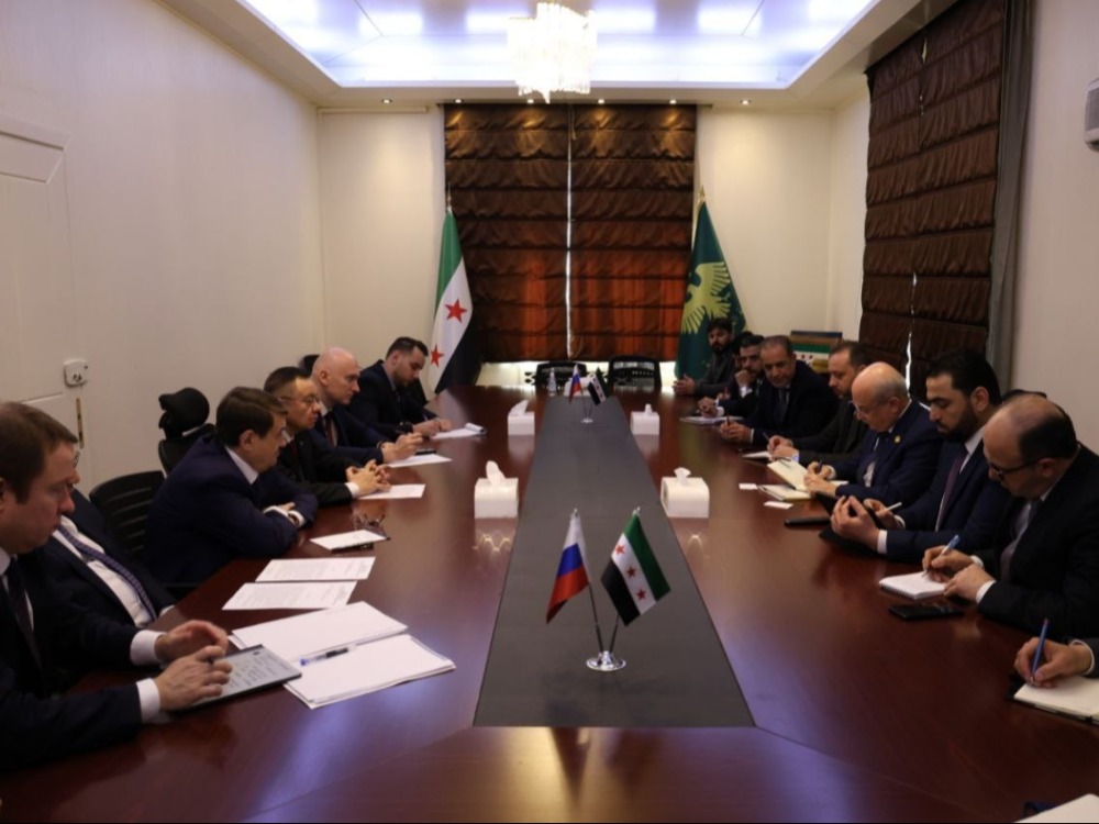 وزير النقل يبحث مع وفد روسي رفيع سبل تطوير شبكة السكك الحديدية في سوريا