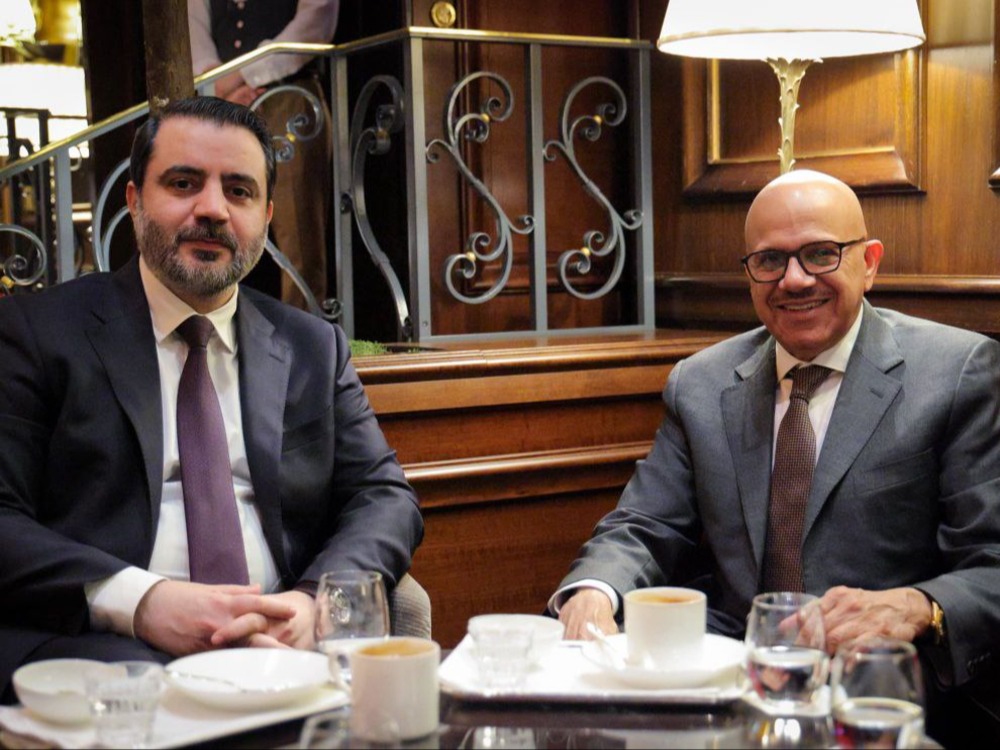 على هامش مؤتمر ميونخ.. الشيباني يبحث مع نظيره البحريني تعزيز التعاون المشترك