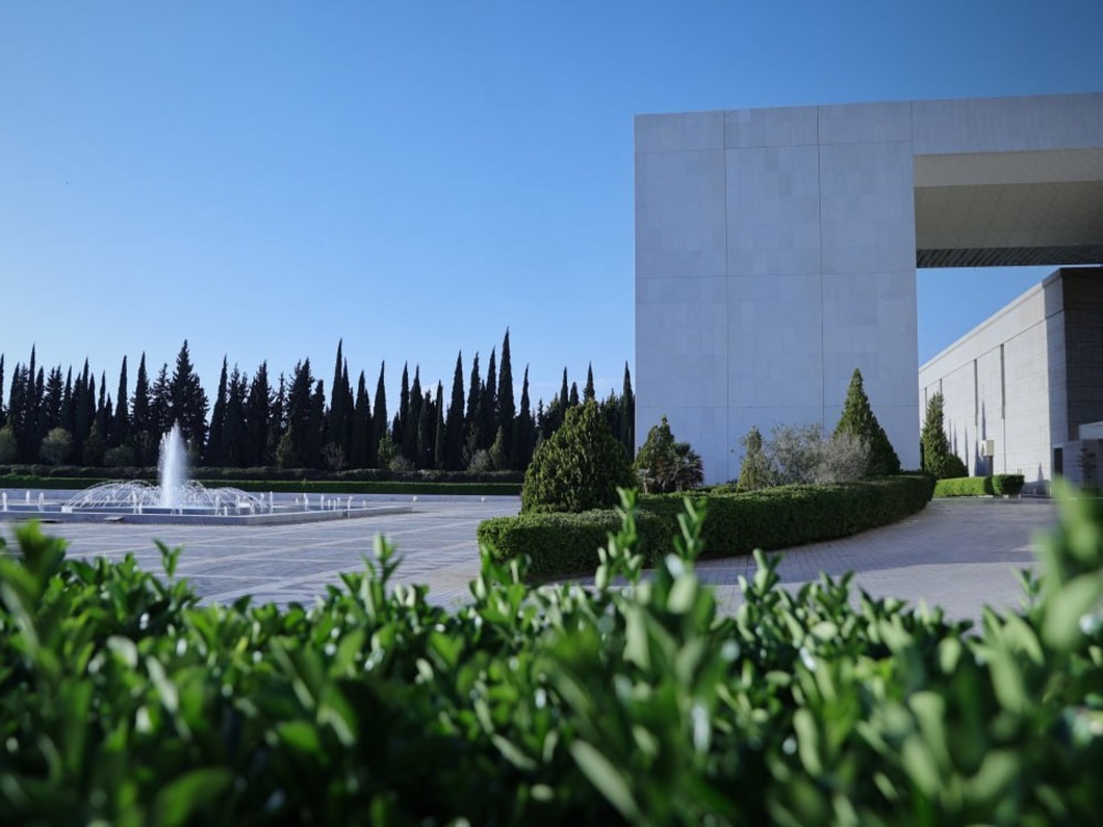 الرئيس الشرع يصدر مراسيم لاستحداث 5 كليات في منبج والرقة