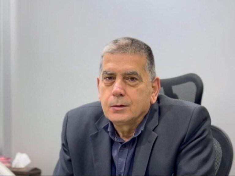 نقيب شركات الترانزيت في لبنان يدعو إلى تفعيل النقل بالحاويات إلى سوريا