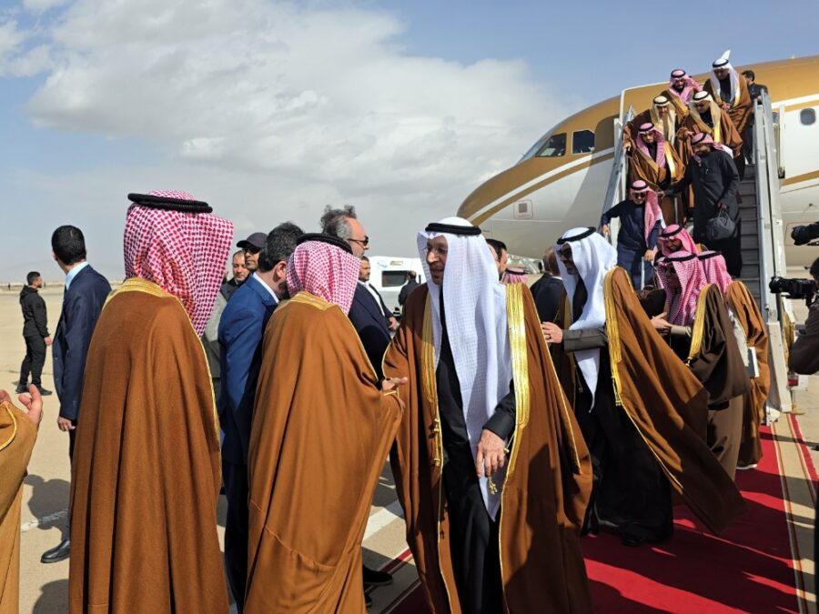 وفد سعودي رفيع يصل دمشق لتوقيع عقود استراتيجية في عدة قطاعات