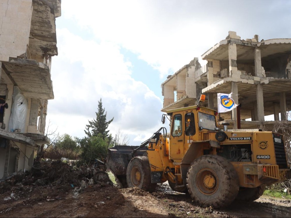 اللاذقية.. انطلاق مشروع إزالة الأنقاض في جبل الأكراد
