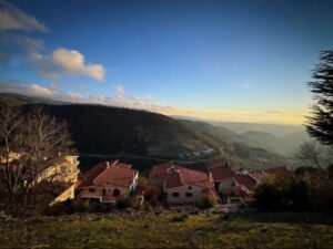 منخفض جوي يبدأ تأثيره ليل اليوم السبت ويستمر حتى الأحد