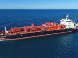 وصول ناقلة غاز محملة بأكثر من 5 آلاف طن إلى مصب بانياس