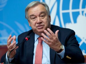 غوتيريش: الإنذارات الإسرائيلية بالإخلاء دفعت مئات الآلاف للنزوح