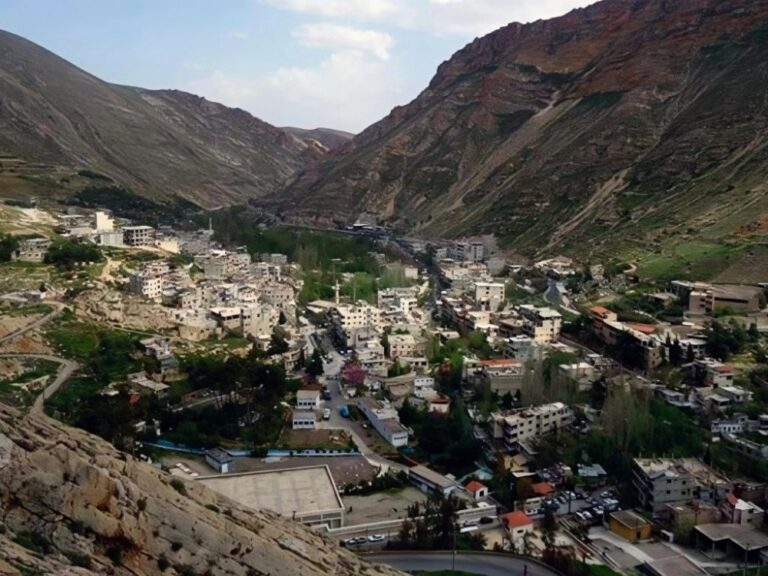 بعد هطول الأمطار.. أعطال متكررة في خط الكهرباء تهدد مصادر المياه بالزبداني ووادي بردى