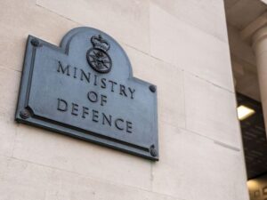 الدفاع البريطانية: هجمات إيران تشكل تهديداً للمصالح البريطانية وحلفائها