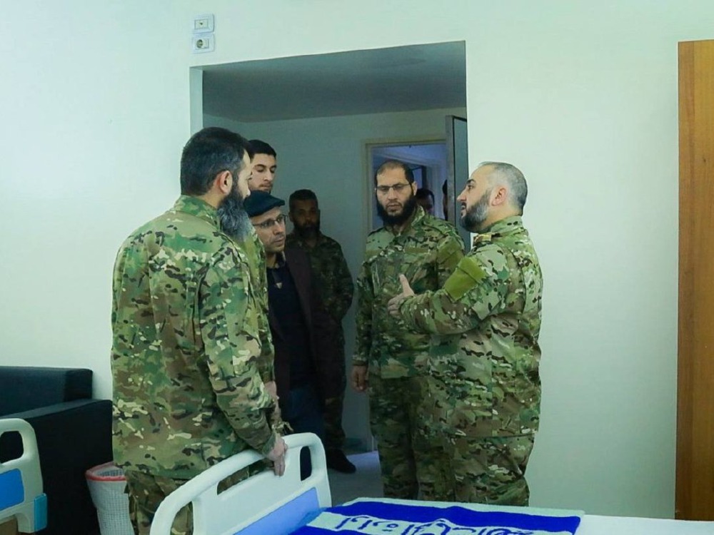 وزير الدفاع يتفقد مستشفى دمشق العسكري استعداداً لافتتاحه