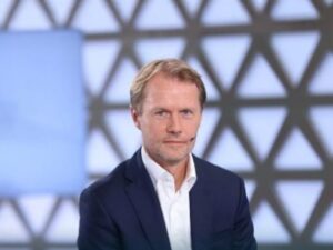 فرنسا تفتح الباب أمام شركاتها للعمل في سوريا بشروط تمويلية جديدة