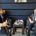 وزيرة الشؤون الاجتماعية تبحث مع محافظ الحسكة ملف دمج العاملين والتنسيق المؤسسي