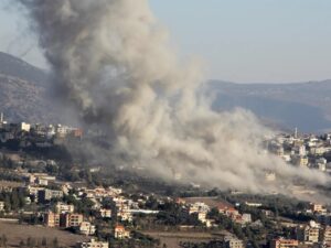 الجيش الإسرائيلي يفجر منازل للمدنيين في محيط بلدة الناقورة جنوب لبنان
