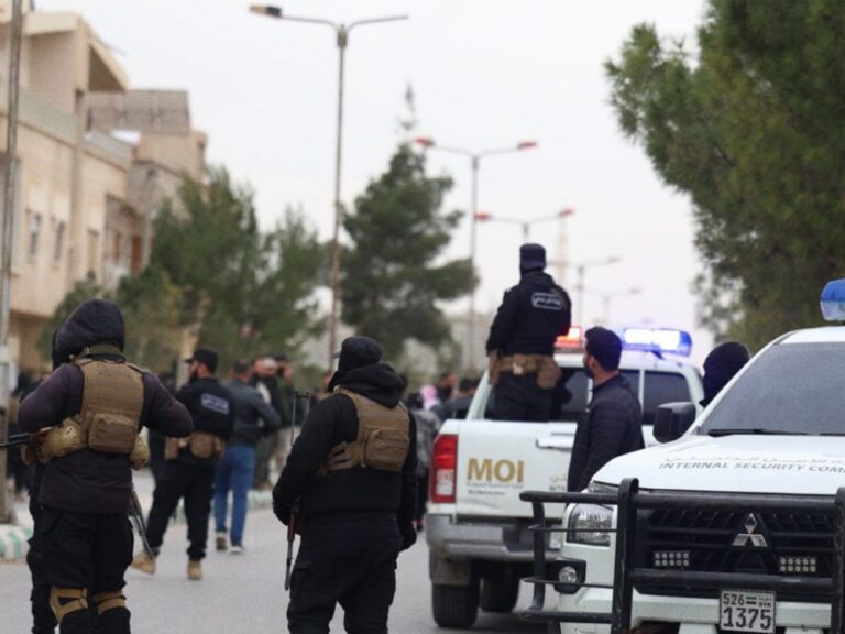 القبض على عصابة سرقة سيارات ودراجات نارية في ريف حماة