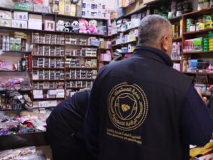 التجارة الداخلية في إدلب تضبط مخالفات في أسواق مدينة سرمدا