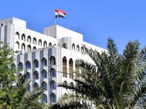 مسؤول عراقي: اعتقال 4 ضالعين بإطلاق صواريخ نحو سوريا