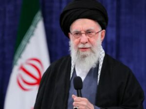 إيران تعلن مقتل علي خامنئي رسمياً