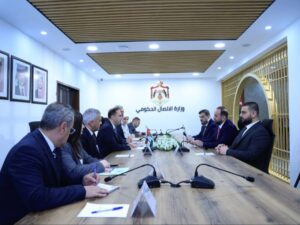 وزير الإعلام د. حمزة المصطفى مع وزير الاتصال الحكومي الأردني محمد المومني