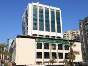 وزارة الإعلام تصدر تعميماً بمنع عمل عدد من المنصات الإعلامية غير المرخصة