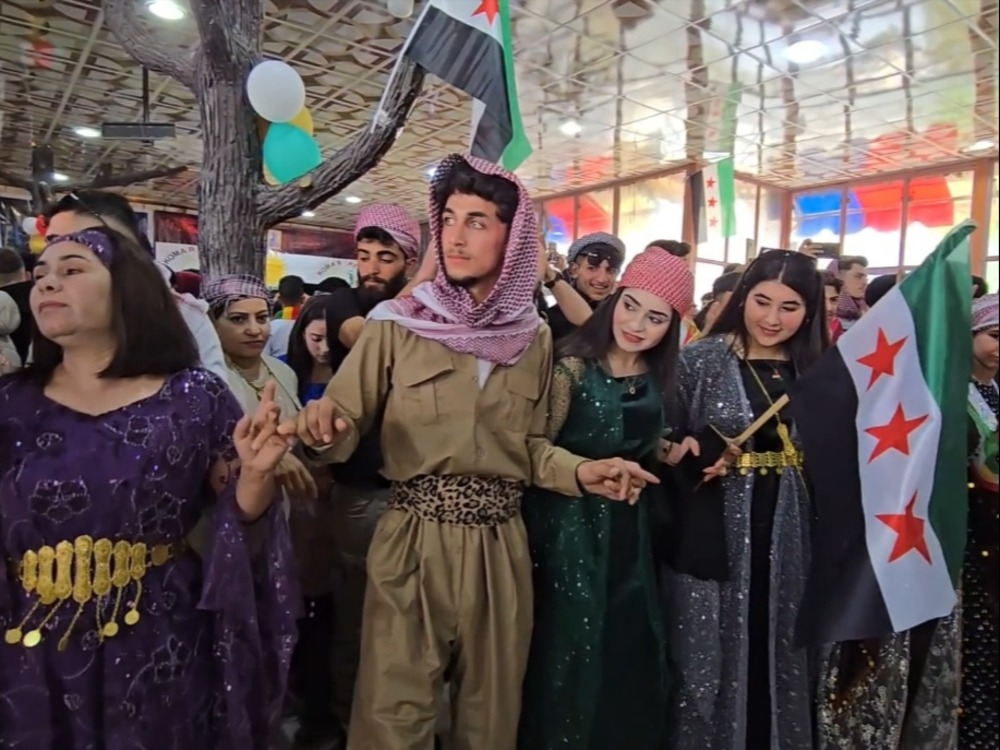 بحضور رسمي.. محافظة حلب تحتفي بأول نوروز بعد اعتماده يوماً وطنياً