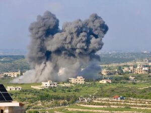 غارات إسرائيلية مكثفة على البقاع.. ومقتل 16 شخصاً في النبي شيت