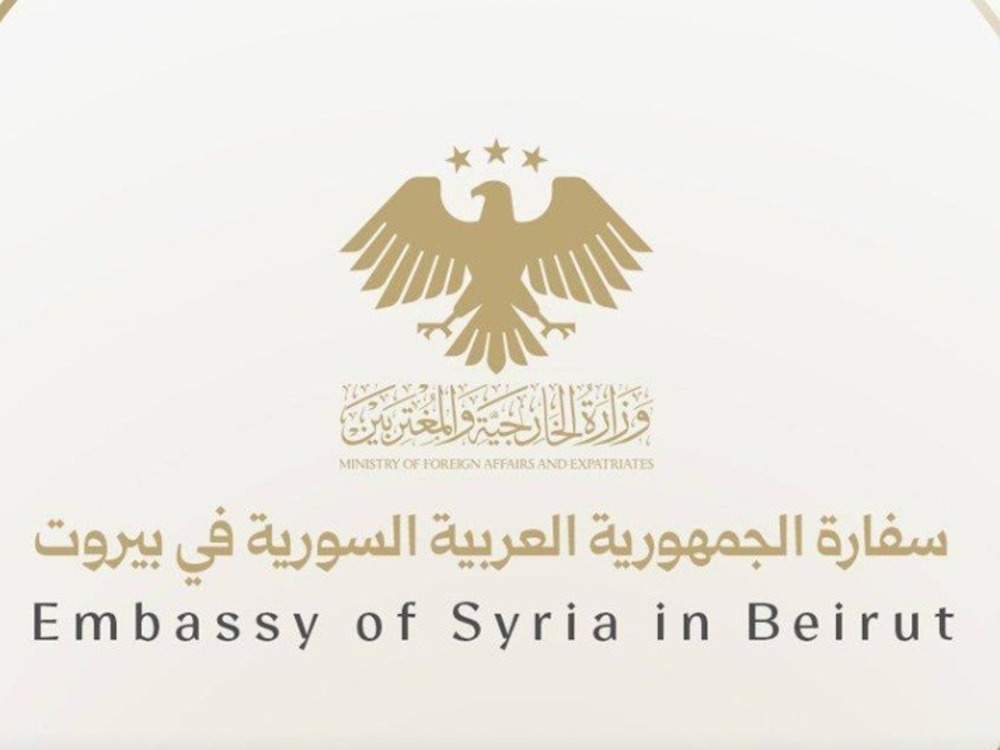 السفارة السورية: استشهاد 7 سوريين وإصابة 8 آخرين بقصف إسرائيلي جنوبي لبنان