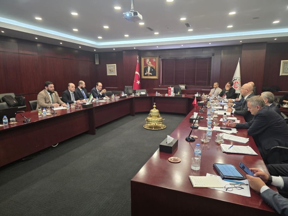 تفاهمات سورية - تركية لتطوير النقل البري وتفعيل خطوط الركاب