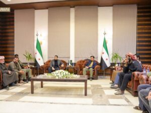 هيئة المنافذ تبحث مع سائقي الشاحنات آلية تطبيق قرار تنظيم الحركة بين سوريا والأردن