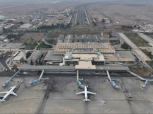 هيئة الطيران المدني تعلن تمديد إغلاق المجال الجوي لمدة 24 ساعة