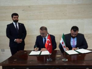 الخارجية توقّع مع تركيا مذكرة تفاهم للتعاون في قطاع التعليم مع وقف المعارف التركي