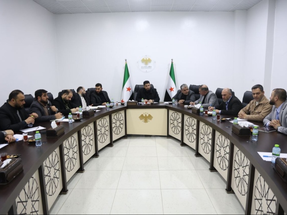 محافظ إدلب يطلق مشاريع لتطوير وتوسعة شبكة الطرق المركزية في المحافظة