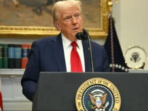 ترامب: إرسال قوات برية إلى إيران مضيعة للوقت.. والضربات مستمرة