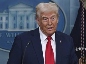 ترامب يعلن مقتل خامنئي ويصفه بأحد أكثر الشخصيات شراً في التاريخ