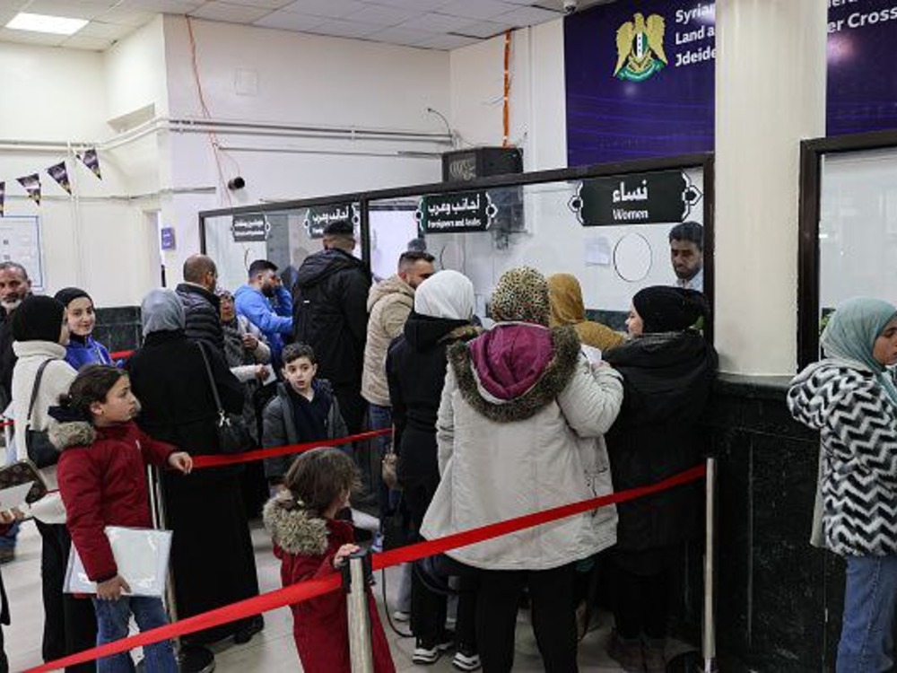 مفوضية اللاجئين: عودة أكثر من 80 ألف سوري من لبنان إلى سوريا منذ مطلع آذار