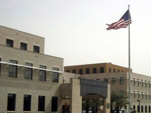 واشنطن تغلق سفارتها في الكويت حتى إشعار آخر