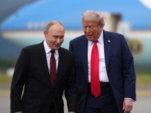 ترامب يرفض عرضاً روسياً لنقل اليورانيوم الإيراني المخصب إلى موسكو