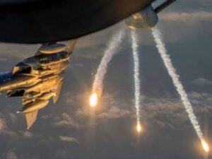 موقع أميركي: الضربات الأمريكية على إيران ستستمر خلال المحادثات مع طهران